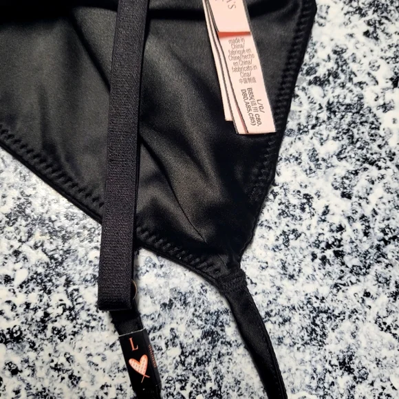 Victoria's Secret Brand New Bralette - Picture 2 of 5